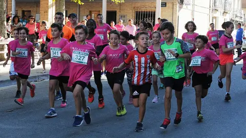 Participantes en el V Trail Peña Roya celebrado en Caparroso en favor de la asociación Saray. AMAYA LUQUI (12)