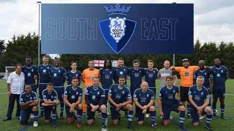 Imagen del equipo inglés que utiliza el mismo escudo de Osasuna.. copia