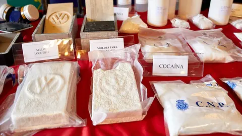 El delegado del Gobierno en Navarra, José Luis Arasti, presenta los resultados de la operación policial contra la droga 'Kimikoa/Ral'. IÑIGO ALZUGARAY