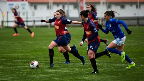 Osasuna femenino se enfrenta al Oviedo en las intalaciones de Tajonar. PABLO LASAOSA