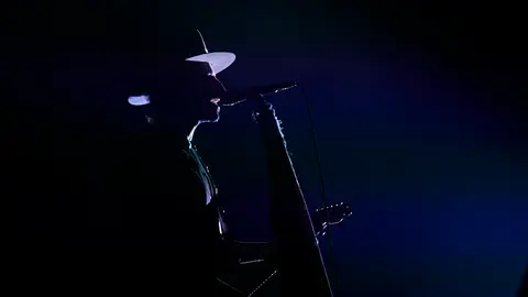 Leiva en concierto en el Navarra Arena de Pamplona. PABLO LASAOSA