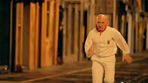 Uno de los momentos de la felicitación taurina de Toropasión. YOUTUBE