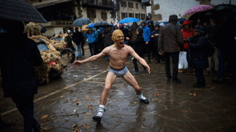 fb410f04f6bb4616b266f7fc30960f77