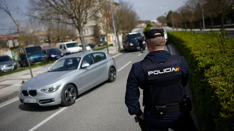 Policía Nacional y Policía Municipal de Pamplona organizan controles a raíz del confinamiento por el coronavirus. PABLO LASAOSA
