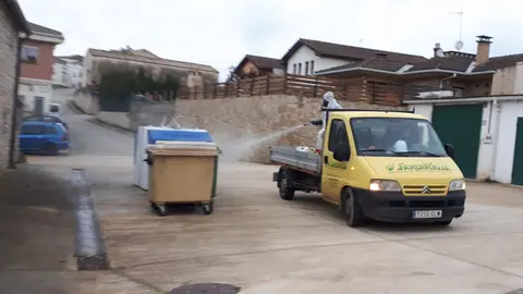 Desinfección de las calles de Murieta (Navarra).