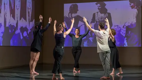 Primera pieza del proyecto A puerta cerrada, que la compañía Kukai Dantza ha gestado en el Museo Universidad de Navarra. MUN