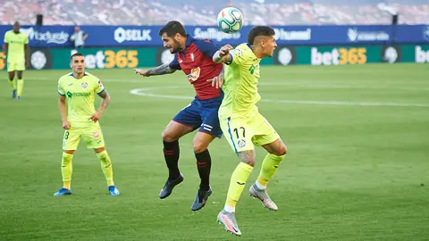 Partido entre Osasuna y Getafe correspondiente a la jornada 34 de la liga jugado en El Sadar de Pamplona. MIGUEL OSÉS
