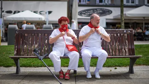 Plaza del Castillo de Pamplona a las 12 de la mañana del 6 dde Julio del 2020 en los no sanfermines. MIGUEL OSÉS