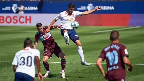 Partido entre Osasuna y Celta correspondiente a la jornada número 36 jugado en el estadio de El Sadar de Pamplona. MIGUEL OSÉS
