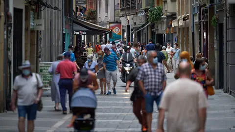 Presentación de las medidas de apoyo a la hostelería y al comercio de Pamplona. MIGUEL OSÉS