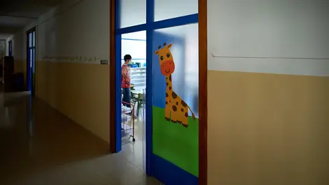 Los colegios de Navarra ultiman los preparativos para la vuelta a las clases con el nuevo protocolo debido a la pandemia de coronavirus. MIGUEL OSÉS