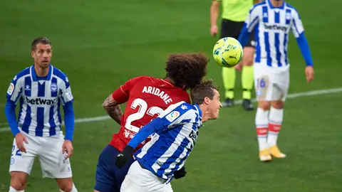 Partido entre Osasuna y Alavés correspondiente a la jornada de liga número 16 jugado en el estadio de El Sadar de Pamplona el último día del aó 2020. MIGUEL OSÉS