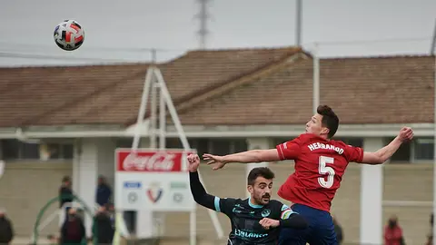 Osasuna Promesas se enfrenta al SD Logroñés en las instalaciones de Tajonar. PABLO LASAOSA