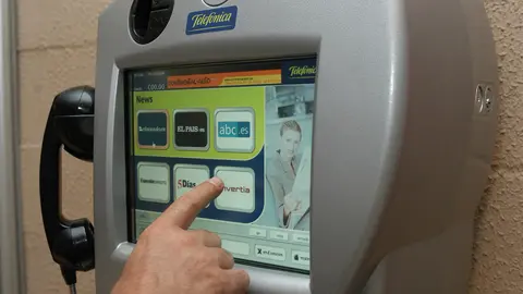 Cabina multimedia, en 2003. TELEFÓNICA