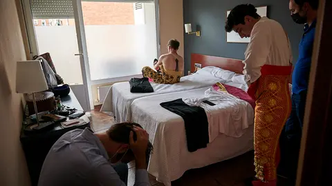 Nabil “El Moro”, Rubén Núñez y Carlos de María participan en la novillada sin picadores celebrada en Estella. PABLO LASAOSA