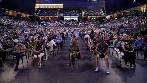 Concierto de Perales en el Navarra Arena. MIGUEL OSÉS