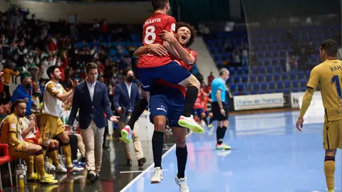 Partido de futbol sala del Osasuna Xota disputado en el pabellón Anaitasuna de Pamplona. MIGUEL OSÉS
