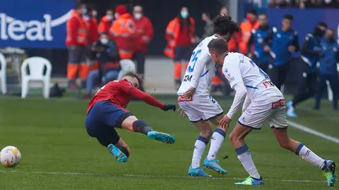Partido amistoso entre Osasuna y Alavés disputado en el estadio de El Sadar. IÑIGO ALZUGARAY