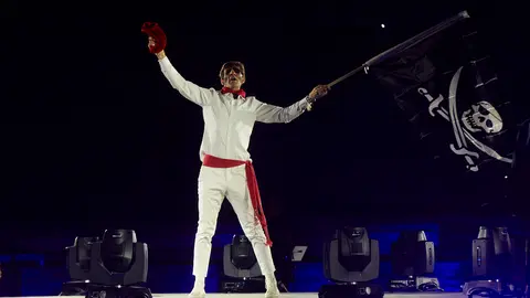 Espectáculo de imagen y sonido para celebrar el centenario de la Plaza de Toros de Pamplona, con la presencia de Miguel Ríos y Juan José Padilla. IÑIGO ALZUGARAY