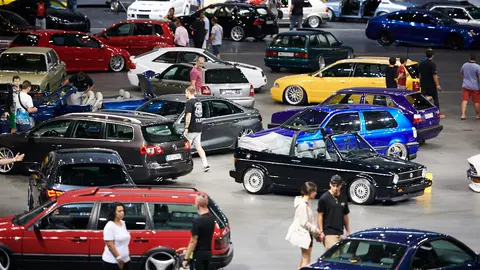Exposición de coches "Dielow" en el Navarra Arena. PABLO LASAOSA