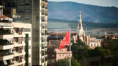 Visita en la sede del COAVN desde su mirador de la séptima planta con motivo del día mundial de la arquitectura. PABLO LASAOSA