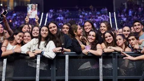 Concierto de Dani Martín dentro de su gira 'Qué caro es el tiempo' celebrado en el Navarra Arena de Pamplona. IÑIGO ALZUGARAY