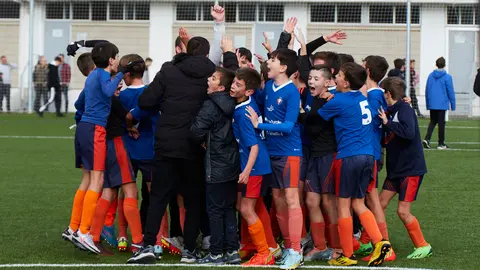 Partido de dieciseisavos de final del XL Torneo Interescolar de Fundación Osasuna en categoría mixta entre El Lago Mendillorri y Liceo Monjardín disputado en las instalaciones de Tajonar. IÑIGO ALZUGARAY