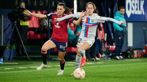 Osasuna Femenino se enfrenta al FC Barcelona Femenino en octavos de final de la Copa de la Reina. PABLO LASAOSA