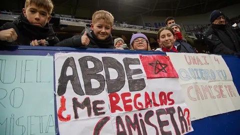 La grada de El Sadar durante el partido de La Liga Santander entre Osasuna y Atlético de Madrid. IÑIGO ALZUGARAY