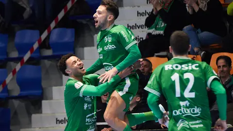 Partido de la LNFS entre Xota FS e Industrias Santa Coloma disputado en el Pabellón Anaitasuna. IÑIGO ALZUGARAY