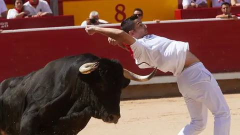 Concurso de Recortadores de San Fermín 2023 en la Plaza de Toros de Pamplona. IÑIGO ALZUGARAY