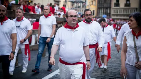 Tercer encierro de San Fermín 2023 con toros de la ganadería Cebada de Gago en el tramo de Telefónica. JASMINA AHMETSPAHIC