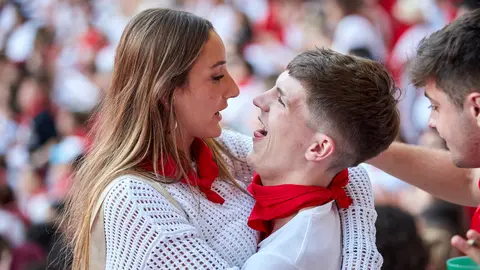 Cuarto encierro de las fiestas de San Fermín 2023 en la Plaza de Toros con toros de Fuente Ymbro. HÉCTOR NAVARRO