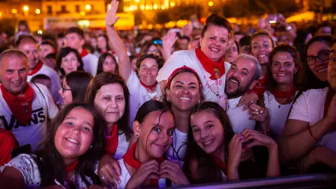 Concierto de Ana Mena en la Plaza del Castillo de Pamplona. JASMINA AHMETSPAHIC