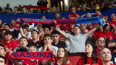 La grada del estadio de El Sadar durante el partido de La Liga EA Sports entre CA Osasuna y FC Barcelona disputado en Pamplona. IÑIGO ALZUGARAY