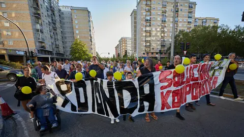 Concentración de la Iniciativa Vecinal para la Solución de la Rotonda de San Jorge. IÑIGO ALZUGARAY