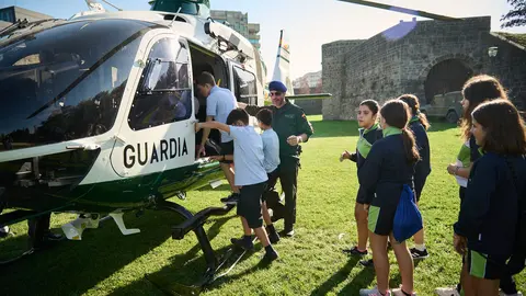 La Guardia Civil de Navarra realiza ejercicios demostrativos de la operatividad ante situaciones de intervención urgente en la Ciudadela de Pamplona. PABLO LASAOSA