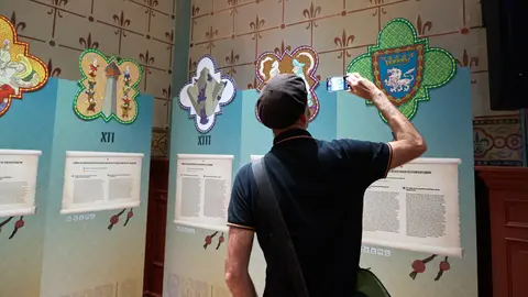 Inauguración de la muestra y presentación de las conferencias organizadas por la UPNA en la sede de la Mancomunidad de la Comarca de Pamplona para conmemorar el 600 aniversario del Privilegio de la Unión de la capital navarra. IÑIGO ALZUGARAY