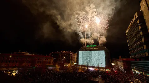Encendido de luces de El Corte Ingles de Pamplona con motivo del inicio de Navidad 2023. PABLO LASAOSA