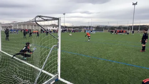 The British School (3) 2-2 (2) - Claret Larraona. Se clasifica The British School en la tanda de penaltis. Torneo Interescolar de Osasuna.