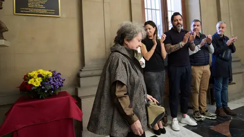 Acto de homenaje del PSN de Pamplona a los concejales y trabajadores del Ayuntamiento de Pamplona fusilados durante la Guerra Civil. IÑIGO ALZUGARAY