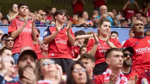 La grada del estadio de El Sadar durante el partido de La Liga EA Sports entre CA Osasuna y Villarreal CF disputado en Pamplona. IÑIGO ALZUGARAY