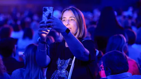 Concierto de Luis Miguel en el Navarra Arena ante más de 7.000 espectadores dentro de su gira "Tour 2024", con la que el cantante mexicano vuelve a actuar en España tras 11 años sin cantar en tierras españolas. IÑIGO ALZUGARAY