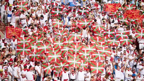 Ambiente durante la octava y última corrida de la Feria del Toro de San Fermín 2024 con toros de Miura para Antonio Ferrera, Manuel Escribano y Jesús Enrique Colomo. PABLO LASAOSA
