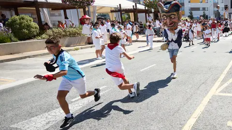 Chupinazo de las Fiestas de Noáin 2024. IÑIGO ALZUGARAY