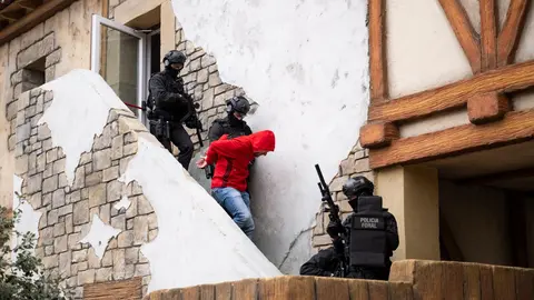 La Policía Foral realiza un simulacro de cinco situaciones de emergencia en el parque de Sendaviva. GOBIERNO DE NAVARRA