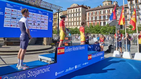 X edición de la Half Triathlon Pamplona-Iruña, que además este año ha sido también el Campeonato de Europa de Triatlón de Media Distancia, con la victoria del español Guillem Montiel en categoría masculina y la polaca Marta Lagownik en categoría femenina. IÑIGO ALZUGARAY