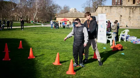 Evento Conexi&oacute;n Social Uni2, un encuentro social y deportivo, organizado por el alumnado del CI Burlada FP, orientado a "visibilizar distintas realidades de discapacidad y exclusi&oacute;n". PABLO LASAOSA