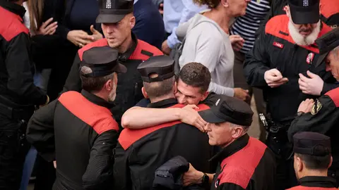 Funeral por los cinco polic&iacute;as forales fallecidos en un accidente de tr&aacute;fico. PABLO LASAOSA