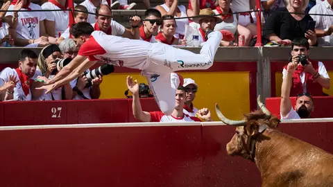 Concurso de anillas enla Plaza de Toros de Pamplona durante San Ferm&iacute;n 2026. PABLO LASAOSA